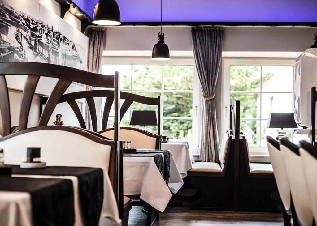 Hotel Tum Stueuermann Бюзум Екстер'єр фото